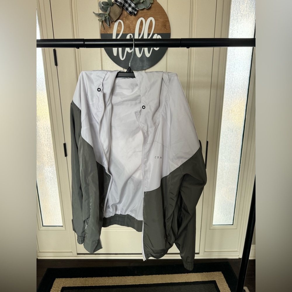 acta windbreaker